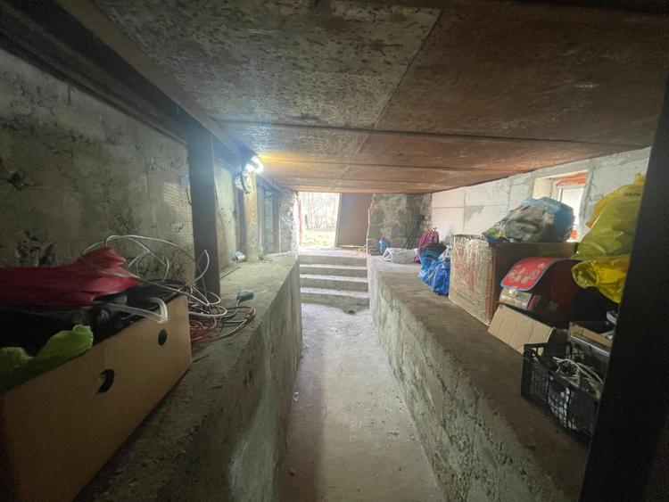 Casă unifamilială cu curte proprie, 100 mp, zona Ferneziu