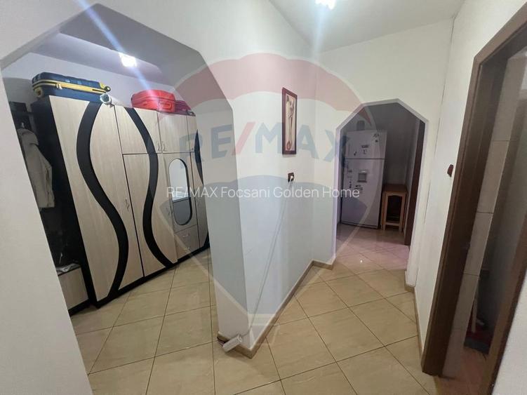 Apartament 2 camere în zona Comisariat - 8