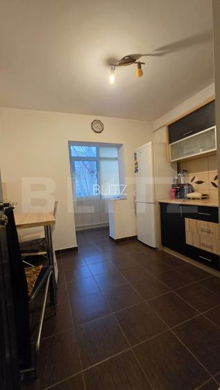 Apartament 3 camere, Decomandat, zona Soarelui - 4