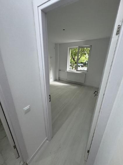 Apartament 2 camere in zona Vitan (fostul Prosper) pretabil si spatiu comercial