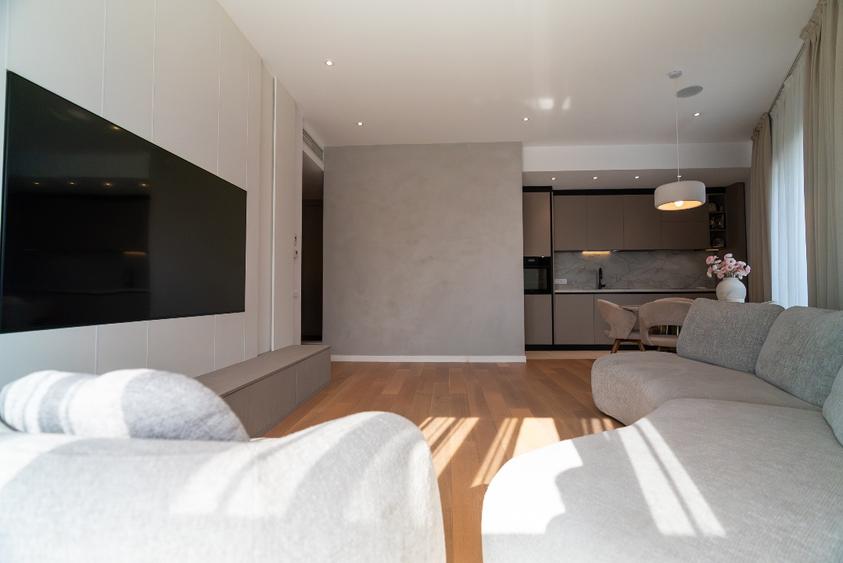 Vanzare Apartament 3 camere lux One Verdi Park , mobilat, vedere la parc,