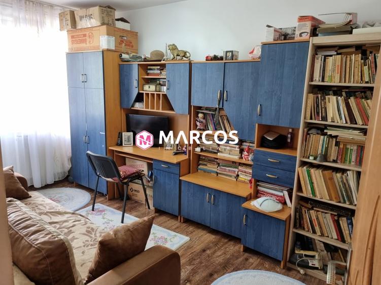 Apartament 2 camere decomandat, et.2, Central, ID 937