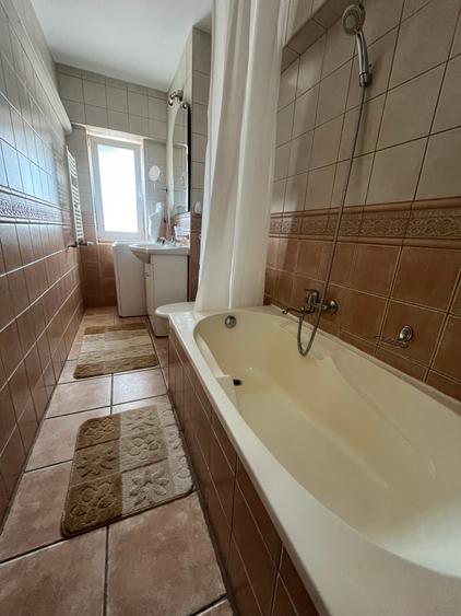 Apartament 2 camere de închiriat B-dul Decebal