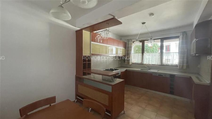 Vila Tei, 8 camere, 320 mp utili, curte libera 150 mp - 5