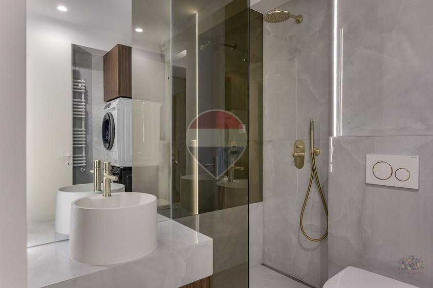 Cortina North | 3 camere lux, parcare subterană și boxă