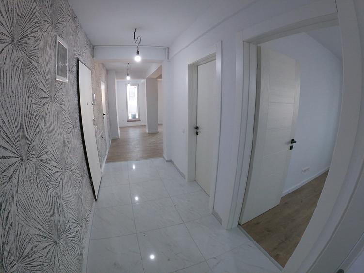 Apartament 3 camere decomandat 82mp Pipera Porsche AppTown vezi Video
