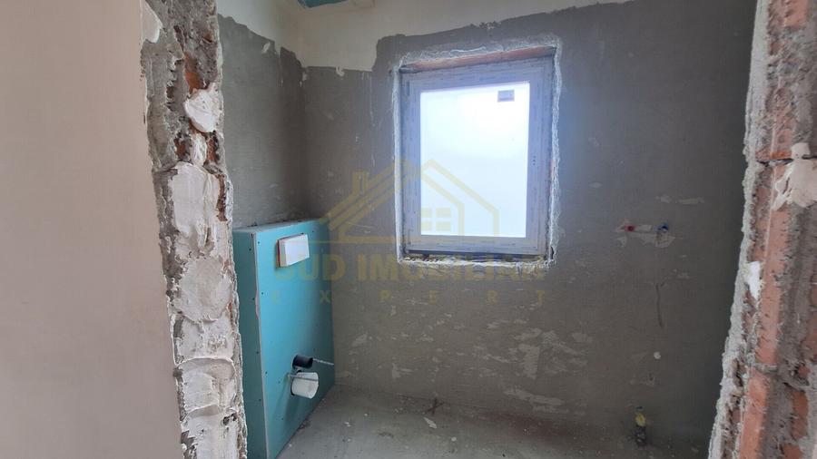 CASA P+1+M-CURTE LIBERA 130 MP-SCOLII