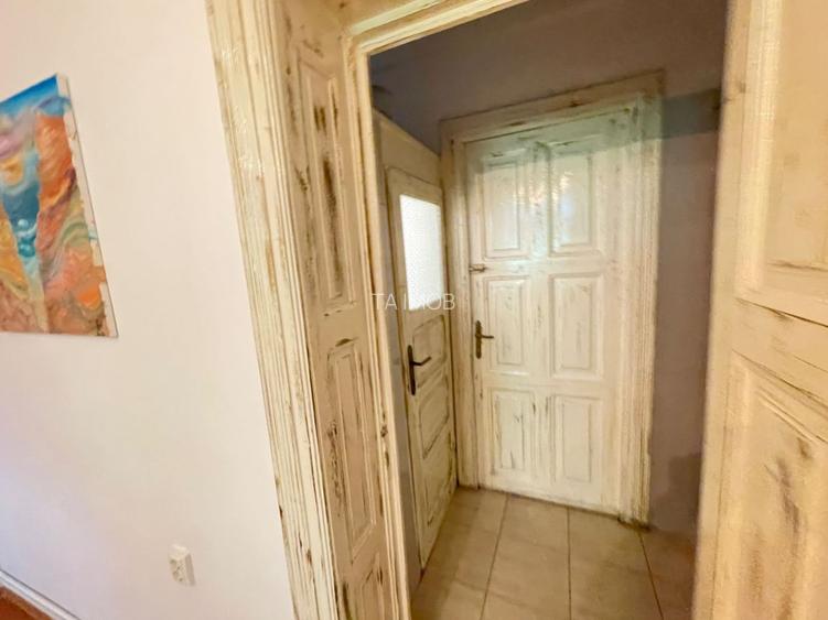 SPATIU COMERCIAL IN VILA | TITULESCU - 8