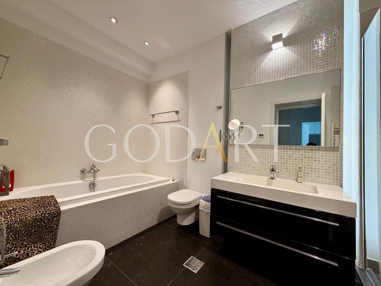 Apartament exclusivist cu 5 camere | Șoseaua Nordului | Curte privată
