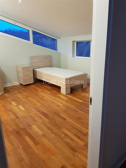 9 camere l Ideal Investitie l Util 418 mp l Teren 650 MP l Floresti