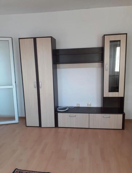 TOMIS III 2 CAMERE 400 EURO TERMEN LUNG