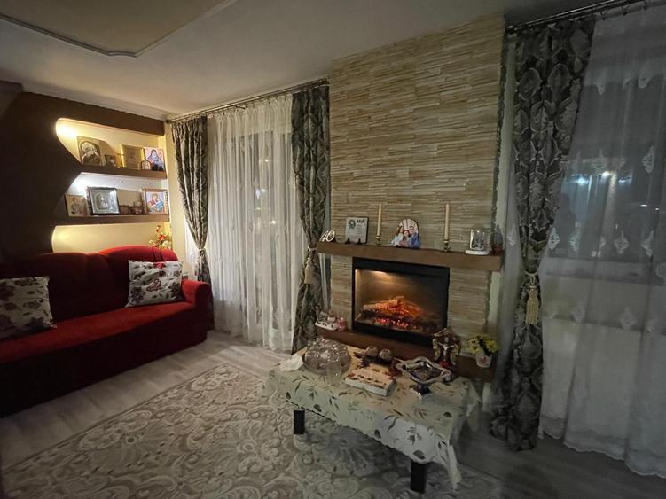 Apartament 2 camere Obcini de vânzare