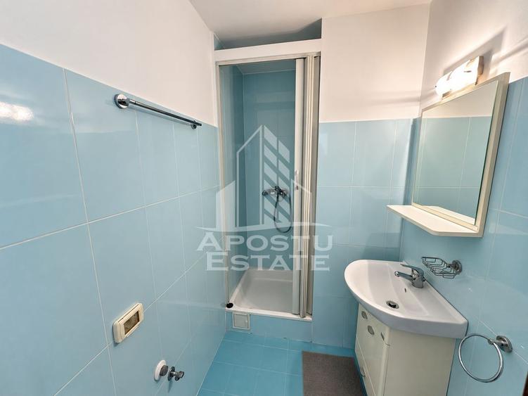 Apartament de vanzare cu 2 camere, Decomandat, zona Elisabetin