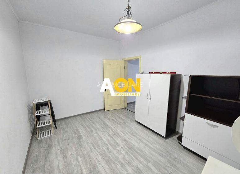Casă Înșiruită de Închiriat, 4 Camere, Zona Centru - 12