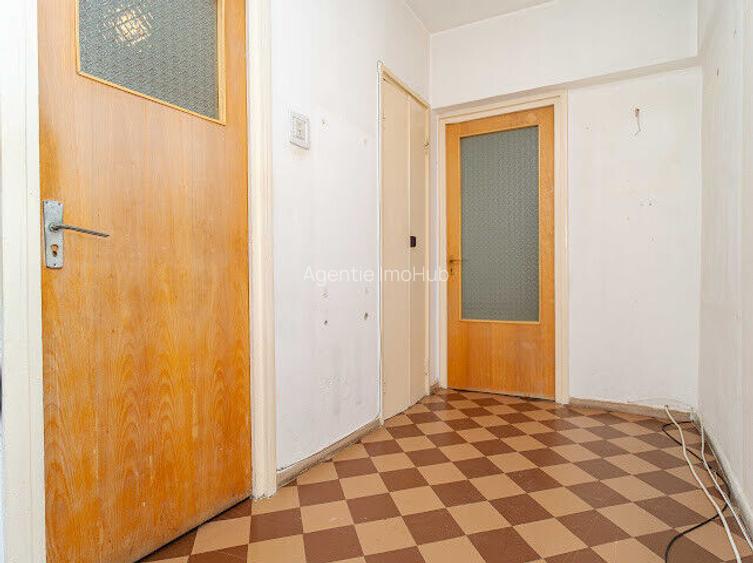 APARTAMENT  CU 3 CAMERE,  IN INIMA ORASULUI, LICEUL NATIONAL - 14