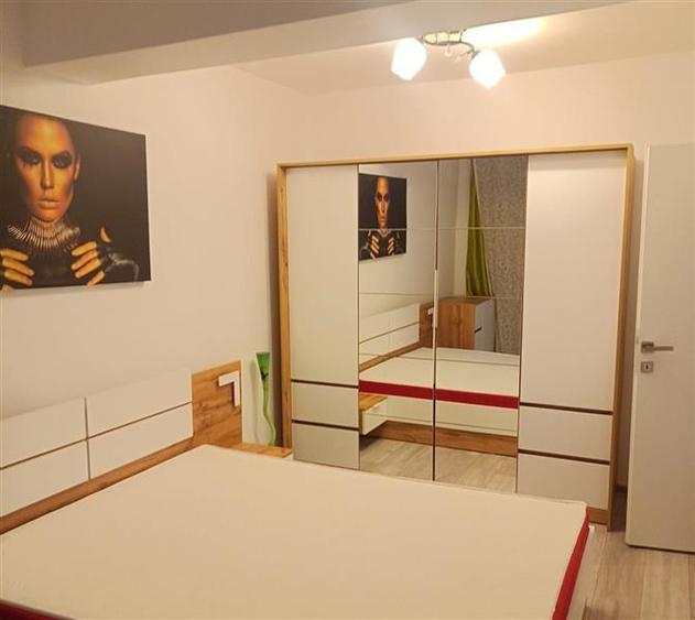 Vanzare apartament 2 camere Dambul Rotund zona Mega Image, Cluj-Napoca