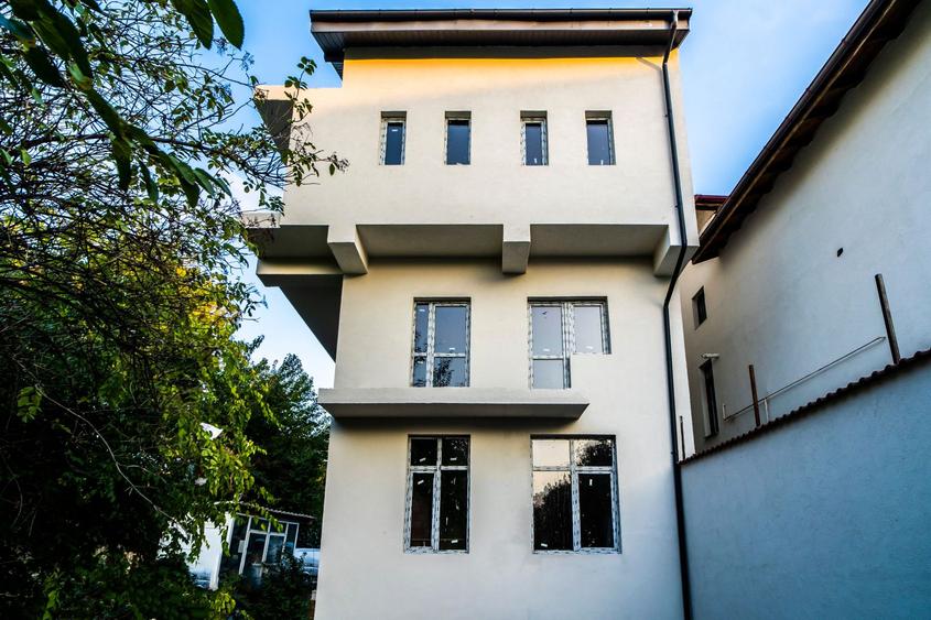 Apartament 2 camere, bloc nou, finisat la cheie, centrala termica individuala