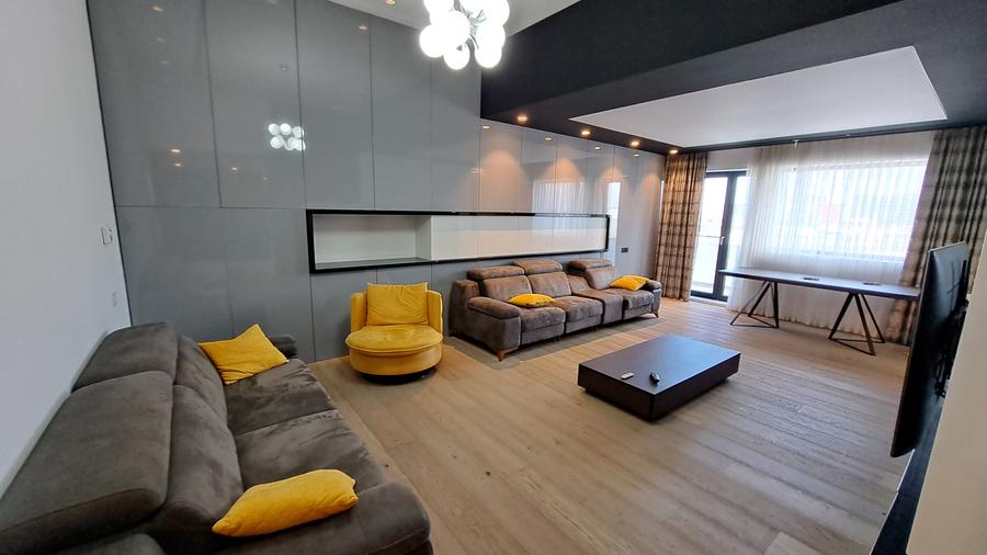 APARTAMENT 4 CAMERE CU SCARA INTERIOARA TIP LOFT -ULTRA LUX