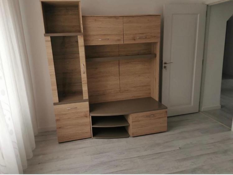 Apartament cu 4 camere de vânzare | Împăratul Traian | Etaj 3