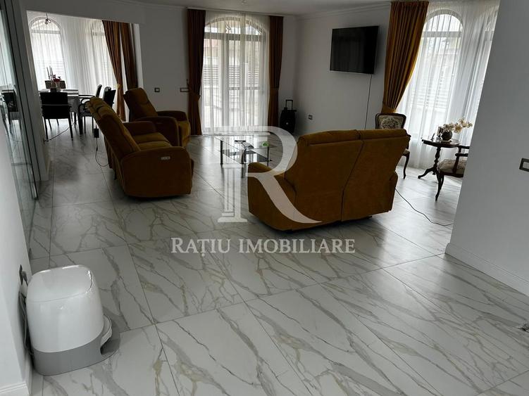 Casa cu 5 camere de vanzare | Nufarul | Oradea
