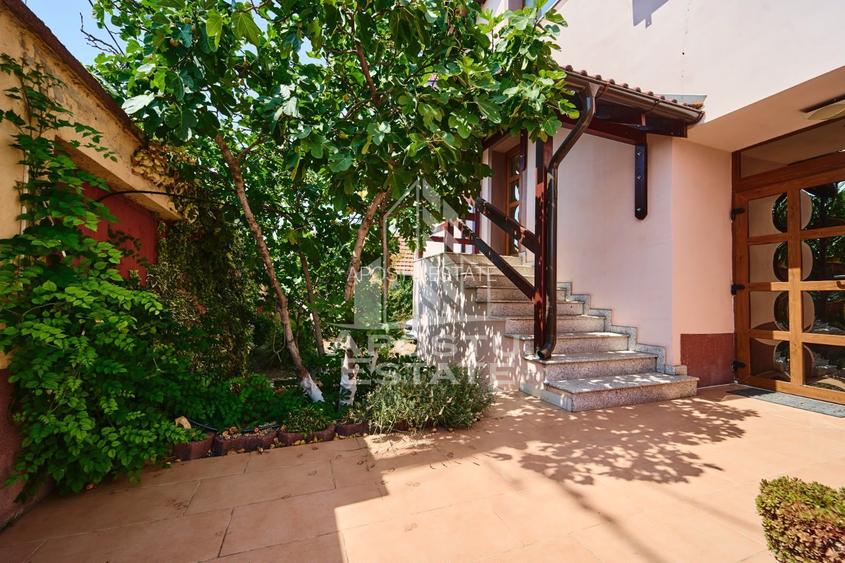Casa/Vila 4 camere, 6 Vanatori