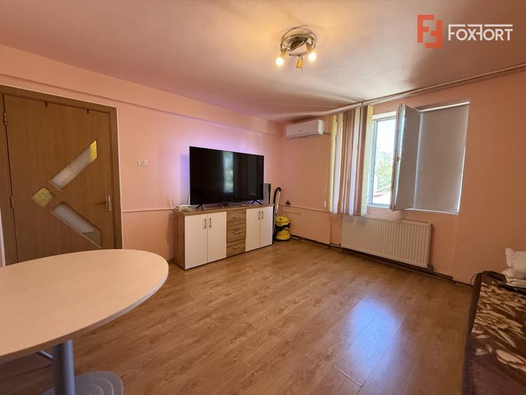 Apartament cu 2 camere, de vanzare in zona Complex Studentesc