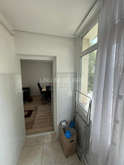 1 camera Decomandat- etaj 1 - Pacurari Canta- liber- 75000 euro - 2
