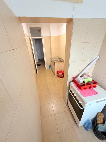 Garsoniera de Vanzare situata in zona Giurgiului Dedeman Str Anghel Moldoveanu