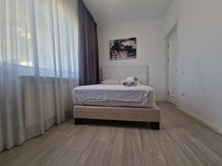 Mamaia Nord- 3 camere,2 gr sanitare, mobilat-utilat, etaj 1- 128.000euro