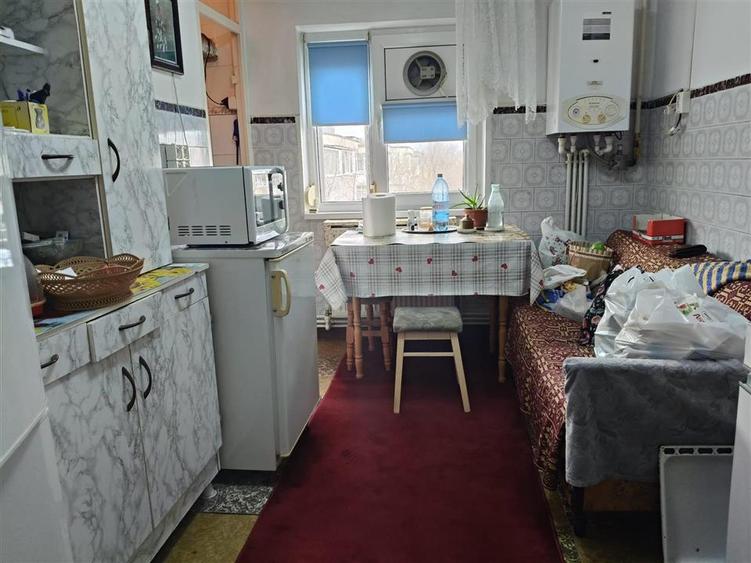 LIBER! AP 2 camere, Radu Negru, Conf 1 decomandat - 60 mp, 2 balcoane