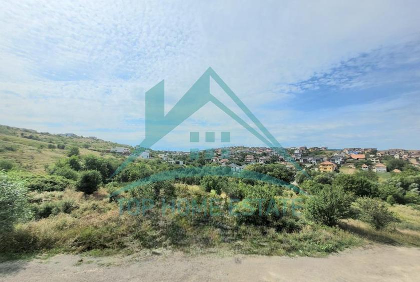 Duplex de vanzare intr-o zona retrasa in Dezmir!