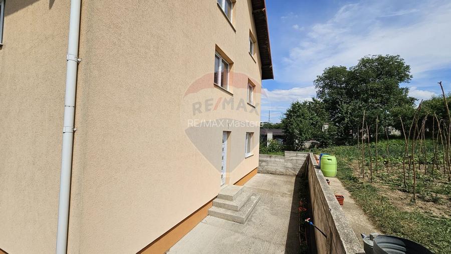 Casă / Vilă cu 12 camere-Sfântu Ilie Vechi, Suceava - 50