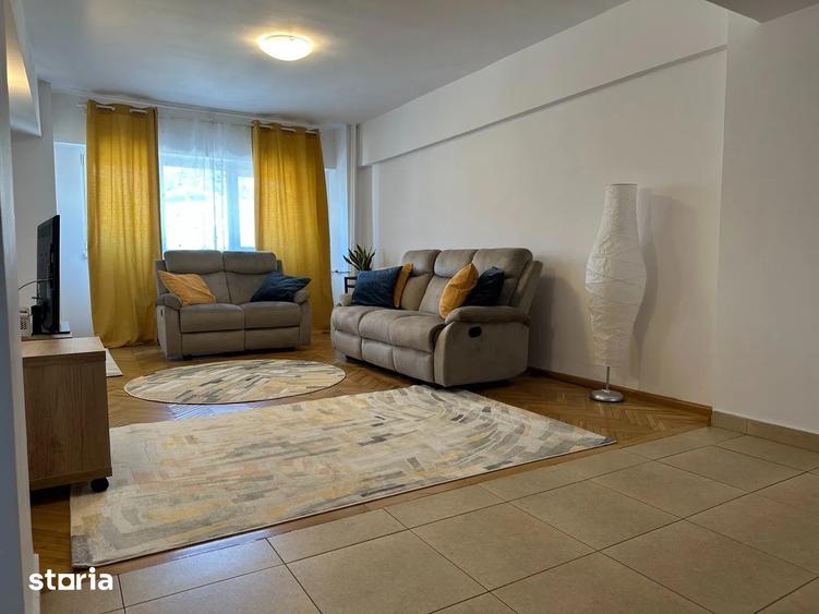 P-ta Romana 4 camere renovat cu 2 bai si balcoane + parcare