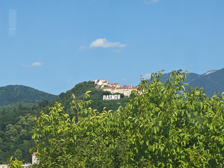 Casa 5 camere constructie noua RASNOV