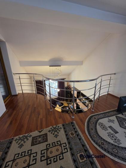 Mogosoaia - Sos. Bucuresti-Targoviste vila cu 8 camere, S+P+1E+M, teren 570 mp