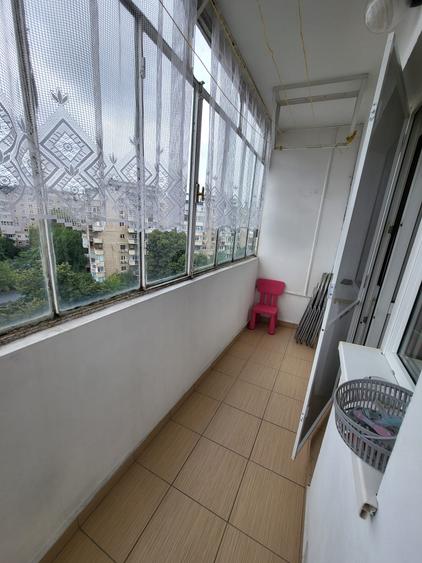 Inchiriere 3 camere Metrou Aparatorii Patriei