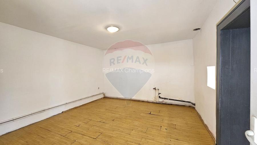 Proprietate unică | Teren 1.157 mp |Multiple clădiri | Centru Zărnești - 6