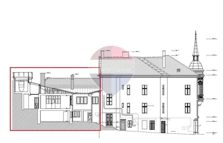 Corp de casă cu 9 camere de vânzare în zona Brasovul Vechi - 2