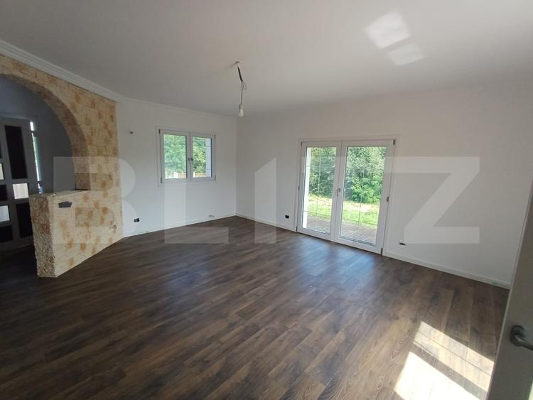Casa de vanzare, 321 mp, teren 2650, zona Poiana Patrauti