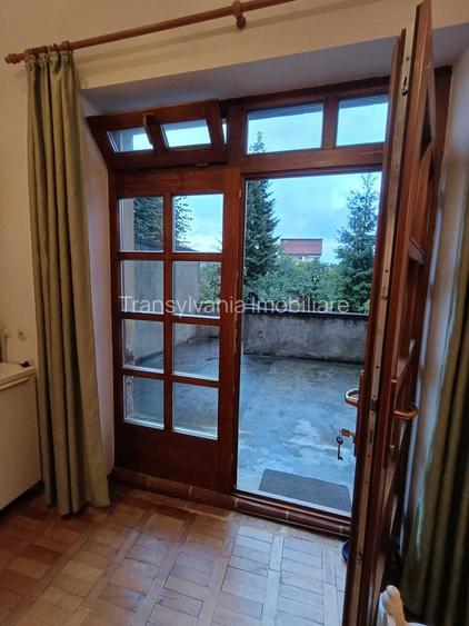 Garsoniera cu terasa proprie in vila interbelica | 20 mp + 16 mp terasa | Centru - 8