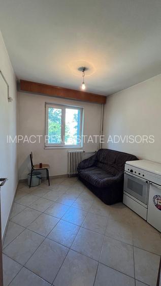 3 camere cu vedere la Parc Humulesti - 11