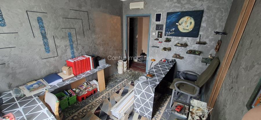 Vasile Alecsandri(blocul Profi) - 3 camere/ etaj 3/ balcon/ 2 bai/ 63 mp