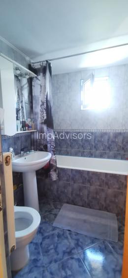 Apartament vechi de 3 camere în Sura Mare – Oportunitate renovare, preț atractiv - 6