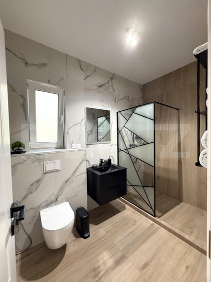 Casa individuala, 90 mp, curtea 355 mp, zona Emerson