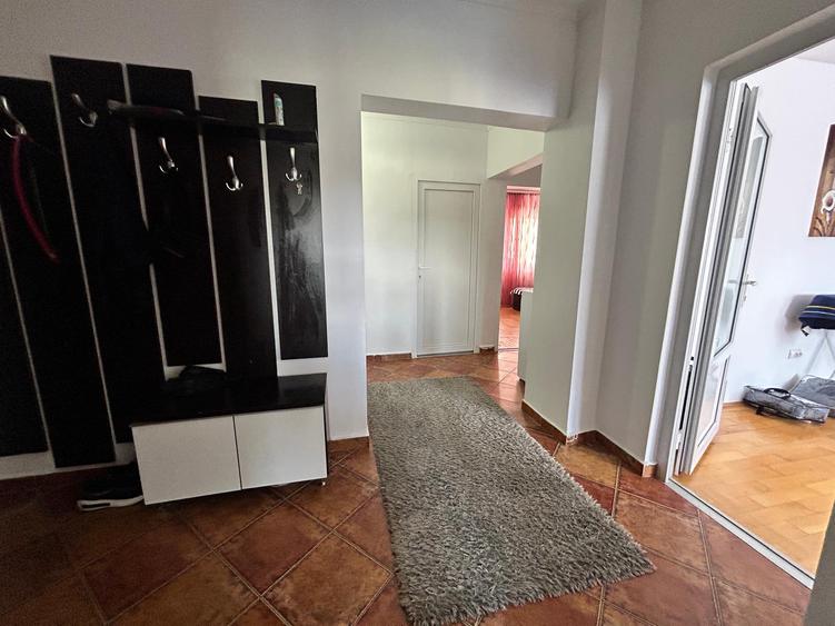 Apartament 3 camere de inchiriat termen lung Tomis Nord