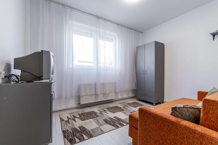 Apartament la cheie cu 2 camere la casa in Parneava Comision 0%