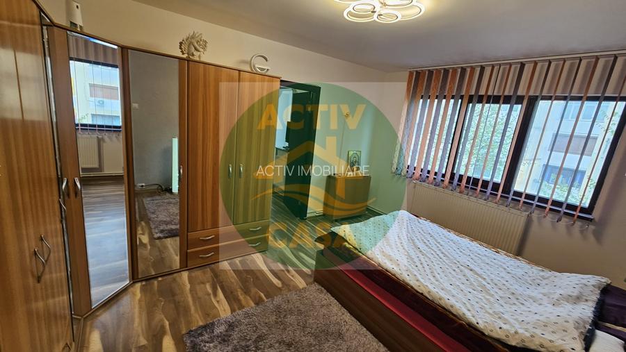 Apartament 3 camere, etaj 3 - 5