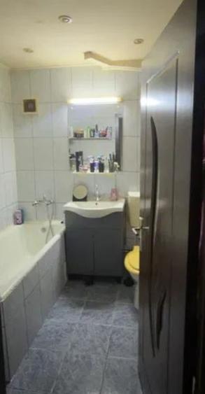Apartament cu 3 camere decomandate,  Manastur central