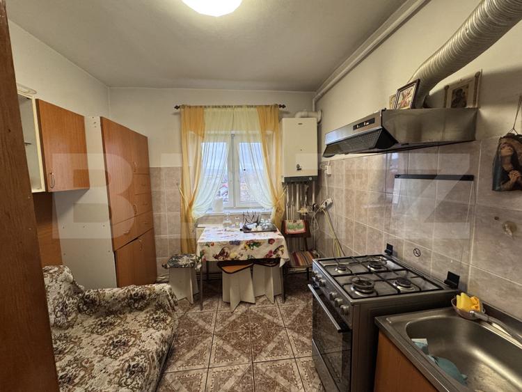 Apartament 2 camere, 55 mp, decomandat, zona Traian