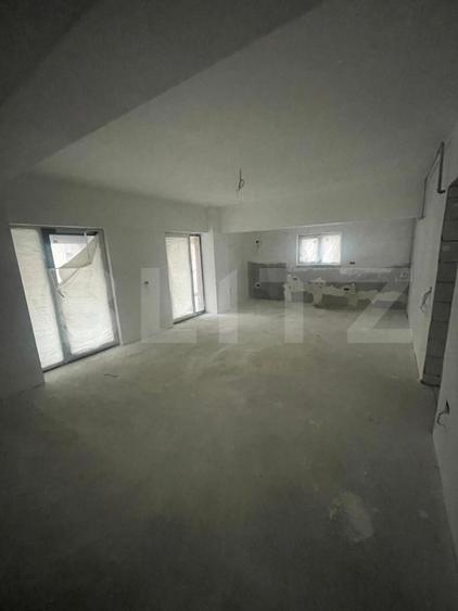 Apartament 3 camere, 91 mp, zona Valea Rosie